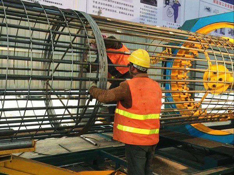 數(shù)控鋼筋籠滾焊機(jī)廠商價格